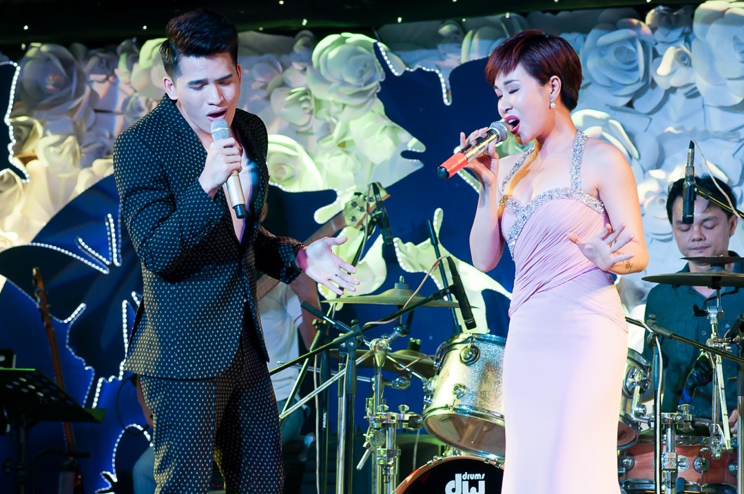 Quốc Thiên và Uyên Linh cùng song ca