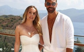 Kate Wrigh cưới danh thủ bóng đá Rio Ferdinand