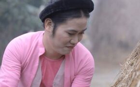 Vượng Râu giả gái khá ngọt