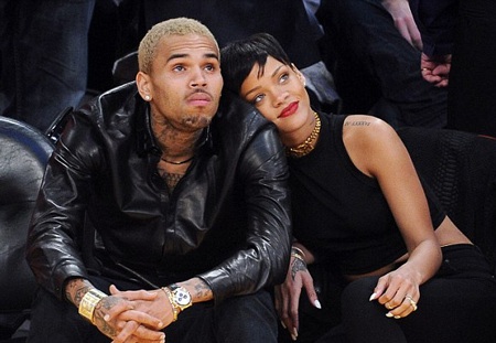 Rihanna và Chris Brown từng có chuyện tình mặn nồng và nhiều nước mắt.