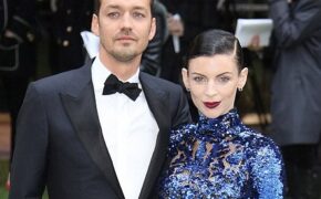 Tình nhân của Kristen Stewart lo sợ bị vợ bỏ