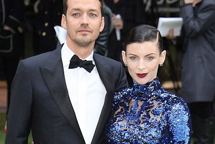 Tình nhân của Kristen Stewart lo sợ bị vợ bỏ