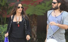 Chồng Katy Perry công khai bạn gái mới