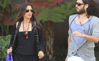 Chồng Katy Perry công khai bạn gái mới