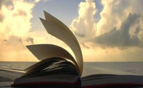 Tháng “chơi”, tháng teen “rơi” kiến thức