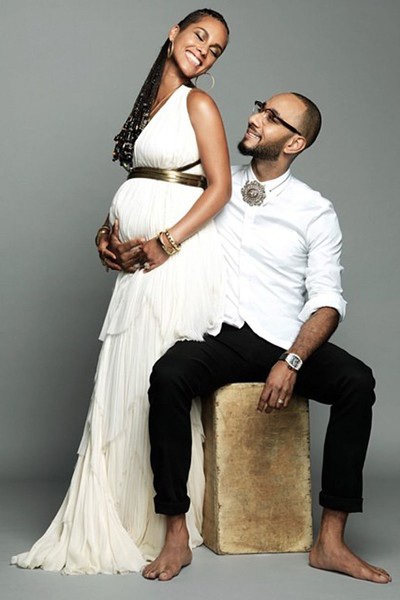  Alicia Keys báo tin bầu bí lần thứ 2 bằng hình ảnh ngọt ngào bên chồng Swizz Beatz 