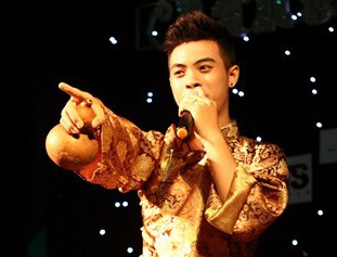 Sinh viên hóa “gã say tình” để giãi bày “Son”