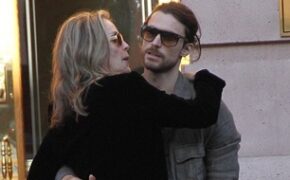 Người đẹp phim “Bản năng gốc” hạnh phúc bên bồ kém 27 tuổi