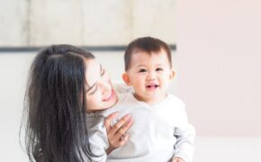 Phát triển trí não, tăng cường đề kháng cho trẻ nhờ thói quen tốt của mẹ