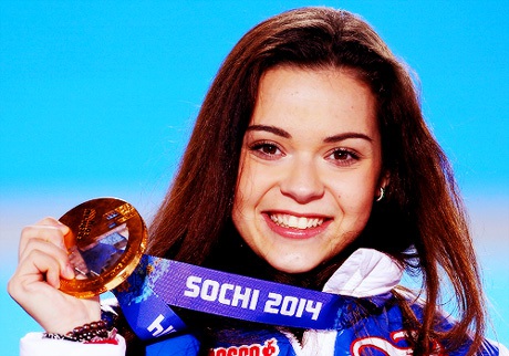 Adelina Sotnikova xuất sắc giành huy chương vàng