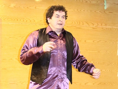 Quán quân Step dance thế giới khoe tài trước sinh viên Việt