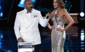 MC Hoa hậu Hoàn vũ buồn vì người đẹp “hụt” vương miện không tha thứ