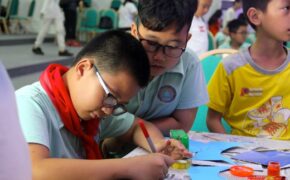 “Thông điệp xanh” của bạn trẻ Hà thành tới các em nhỏ