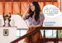 Cô gái đưa bánh xèo, bún mắm ra thế giới