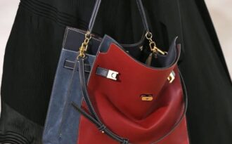 Túi xách lạ mắt từ tuần lễ thời trang New York 2019