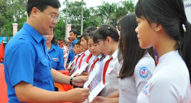Hơn 2.000 đoàn viên, thanh niên tham gia lễ ra quân Tháng Thanh niên