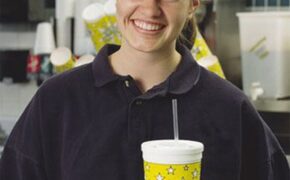 Teen Ấn háo hức với kế hoạch làm thêm ngày hè