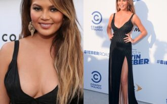 “Chân dài” Mỹ hút hồn với váy xẻ bạo