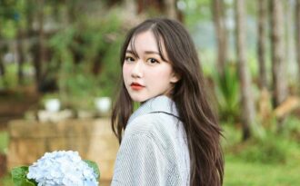 Nữ sinh 13 tuổi xinh đẹp thích làm mẫu ảnh, có nhiều tài lẻ