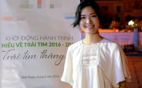 Hoa hậu Thùy Dung cùng dàn sao Việt đến với trẻ em nghèo Bình Thuận