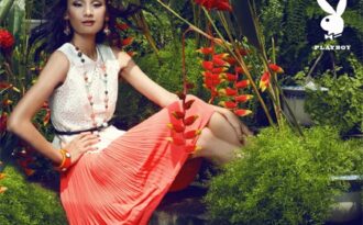 Playboy gây sửng sốt mùa hè bằng đợt off cực “khủng”