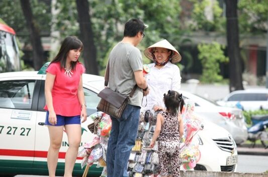 Chiếc áo trắng đột phá – thay đổi nhỏ tạo nên khác biệt lớn