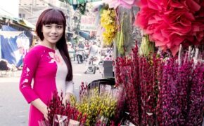 Quán quân The Voice 2013 Thảo My “điệu đà” với áo dài xuân