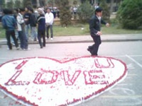 Lại một vụ tỏ tình “rùm beng” giảng đường ĐH