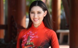 Tân Hoa hậu người Việt thế giới nổi bật với thành tích học tập