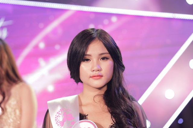 Ngọc Hân lọt vào Top 9 của cuộc thi Miss Teen 2017