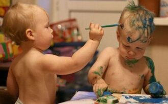 Khoảnh khắc đáng nhớ của các em bé