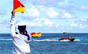 Chất thép và thơ ở Trường Sa