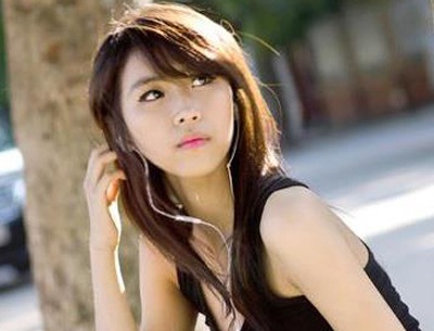 Hot girl ĐH Văn hóa Hà Nội: Mê sử, “máu” kinh doanh