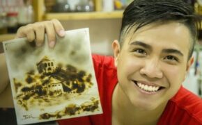 Chàng trai thích “đùa với lửa”