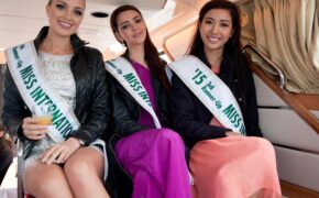 Á hậu quốc tế Thúy Vân vui chơi tại Nhật Bản