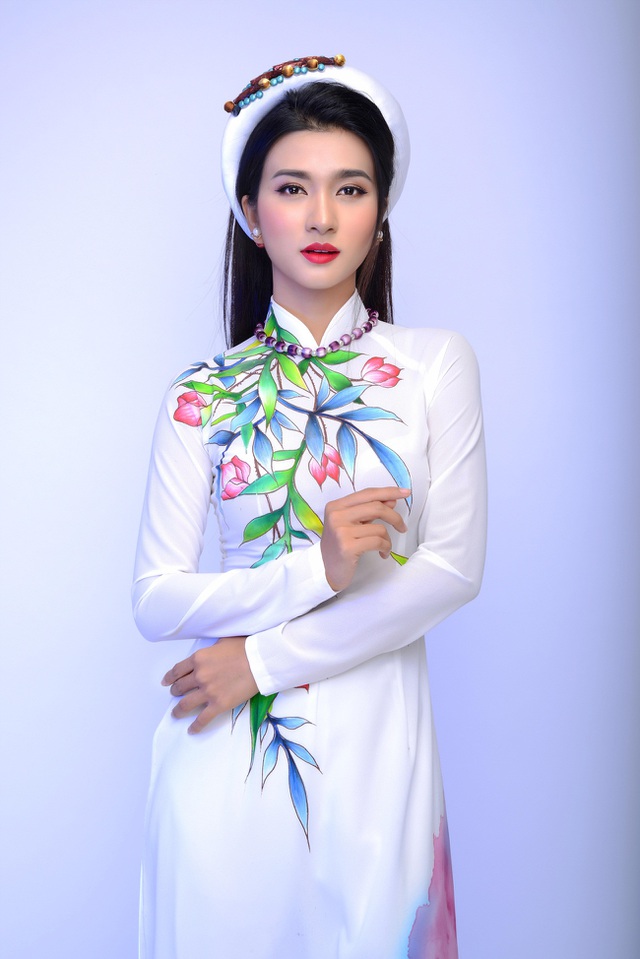 Kim Tuyến: 