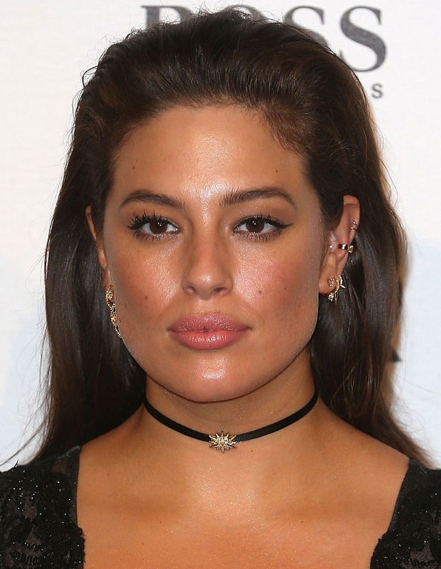  Ashley Graham xuất hiện tại lễ trao giải Người đàn ông của năm do tạp chí GQ tổ chức tại London, Anh, ngày 6/9. 