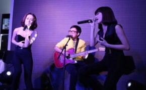 Phương Uyên “cháy” hết mình bên học trò cưng