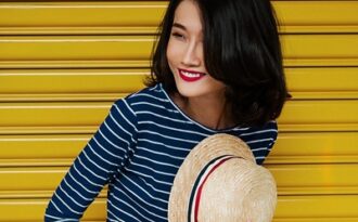 Kha Mỹ Vân xinh đẹp khi trời chuyển đông