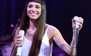 Lắng nghe bản tình ca lãng mạn mới