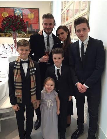 Victoria Beckham “buồn” vì ra đường không ai nhận ra mình - 3 Victoria