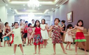 Ngày hội Trăng rằm Royal City 2014