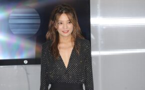 Triệu Vy lại khiến fan “xao lòng” vì vẻ ngoài trẻ trung