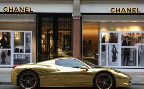 Giới tỷ phú thường “đốt tiền” mua sắm gì?