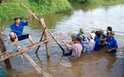 Ta trẻ, ta đi xây cầu - 1