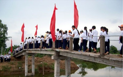 Ta trẻ, ta đi xây cầu - 4