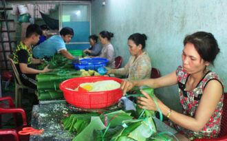 Thơm lựng hương vị bánh chưng, bánh tét ngày Tết