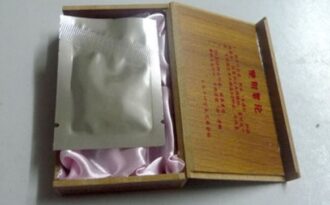 Cận cảnh giao dịch sôi động ở “chợ” bán… cái nghìn vàng giá rẻ