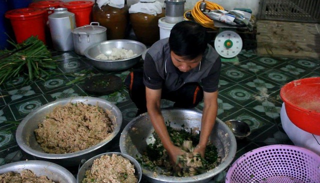 Theo anh Vĩnh, cách cho ăn này sẽ giúp mang lại chất lượng thịt tốt, thơm ngon và an toàn hơn.