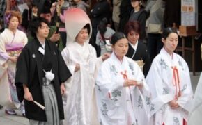 Đàn ông Nhật lười kết hôn vì… kiếm không đủ tiền cho vợ